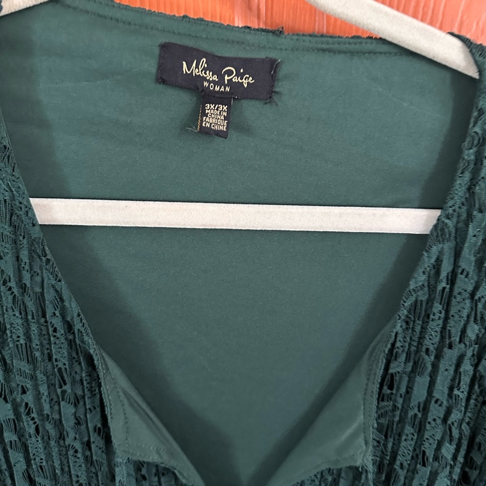 Melissa Paige Forest Green Lace Pleated Top 3x - Picture 3 of 4